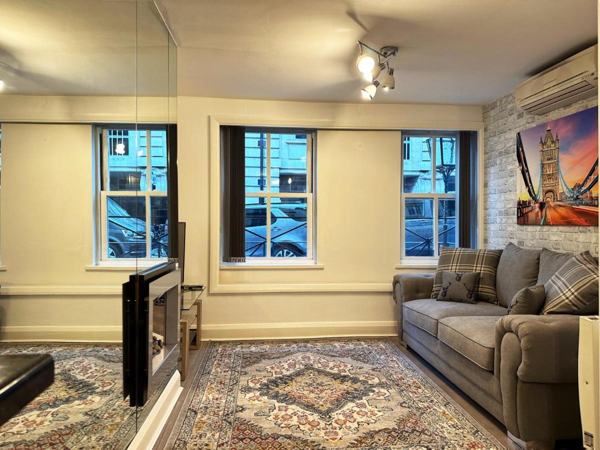 Chic Apartment In Mayfair 伦敦 外观 照片